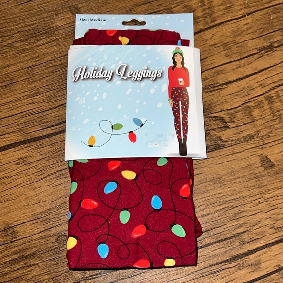 NWT Holiday Christmas Lights Leggings- M - Picture 1 of 3